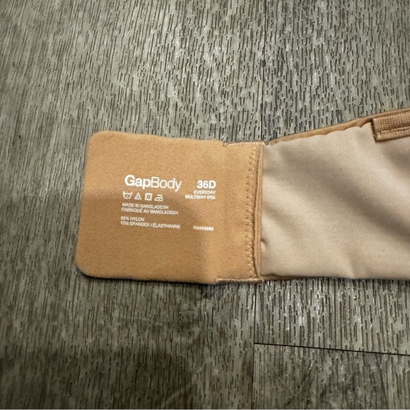 Gap Body everyday essentials multi way nude bra. Size 36D - Picture 5 of 5